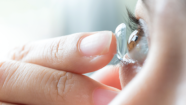 Good Contact Lens Hygiene: Who’s Going to Say It?